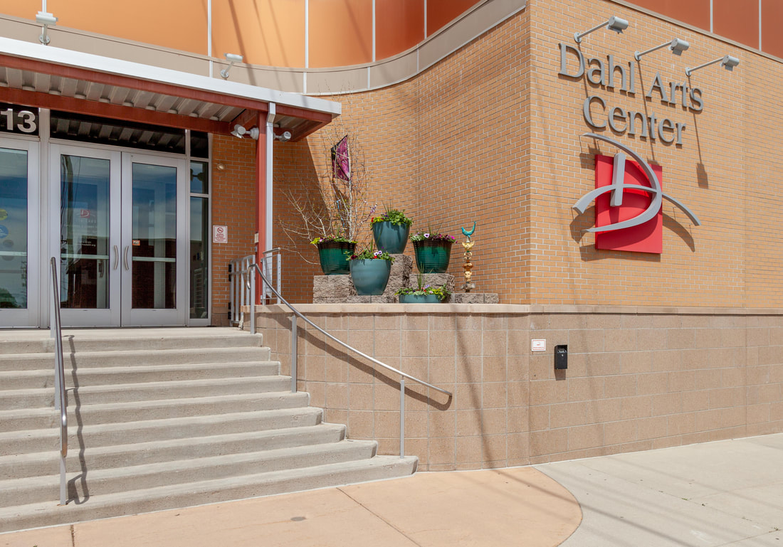 Main entrance of Dahl Arts Center